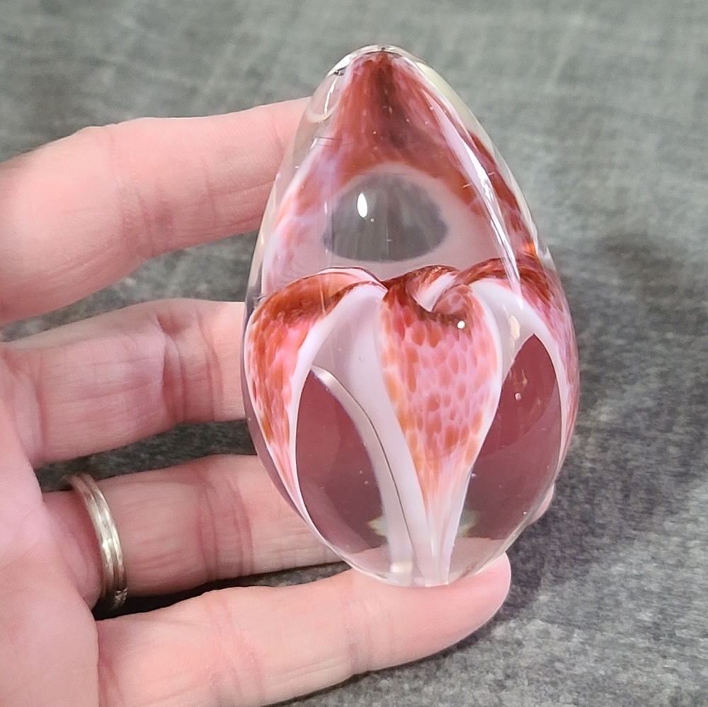 Vintage Glass Eye Studio Orchid paperweight - Picture 2 of 9